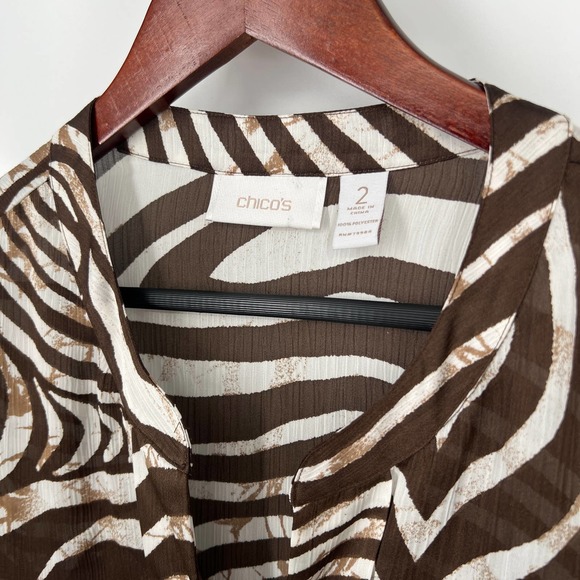 Chico’s Sheer Zebra Women’s Size 2 or Medium Hidden Button Blouse Shirt Top - Picture 2 of 4